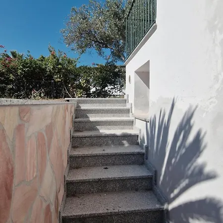 Domus Matilde Porto Frailis * Àrbatax