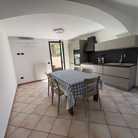 Domus Matilde Porto Frailis * Àrbatax