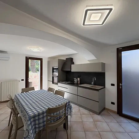 Domus Matilde Porto Frailis Àrbatax